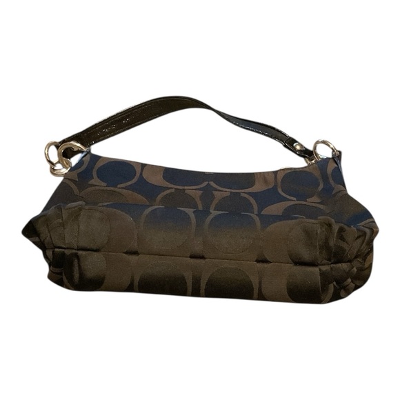 Vintage Y2K Coach Poppy Shoulder bag with signature C design in black on black - Picture 3 of 7